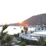 Olia Hotel 