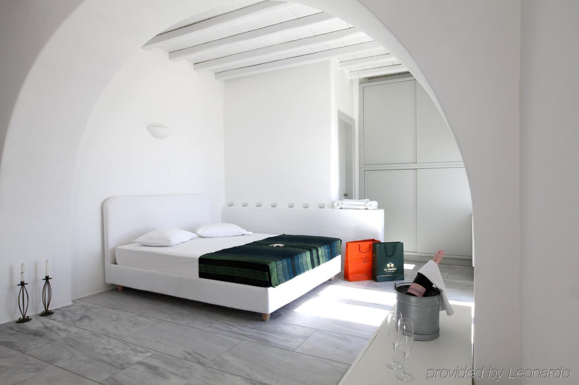 Olia Hotel 3*